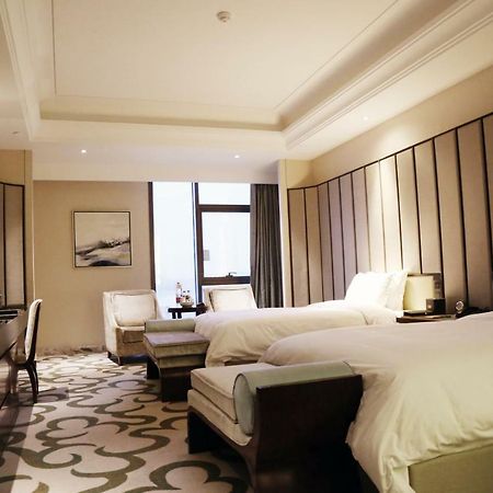 Royal Seaside Hotel And Hot Springs Xiamen Bagian luar foto