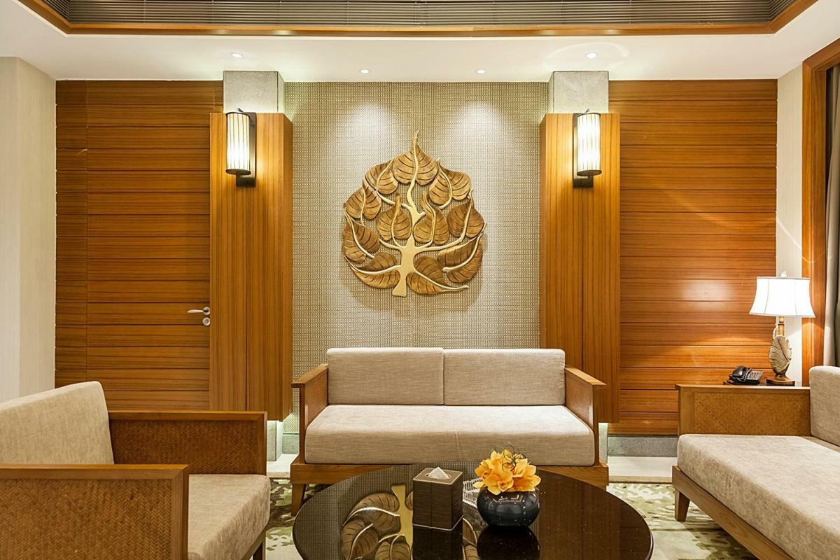 Royal Seaside Hotel And Hot Springs Xiamen Bagian luar foto