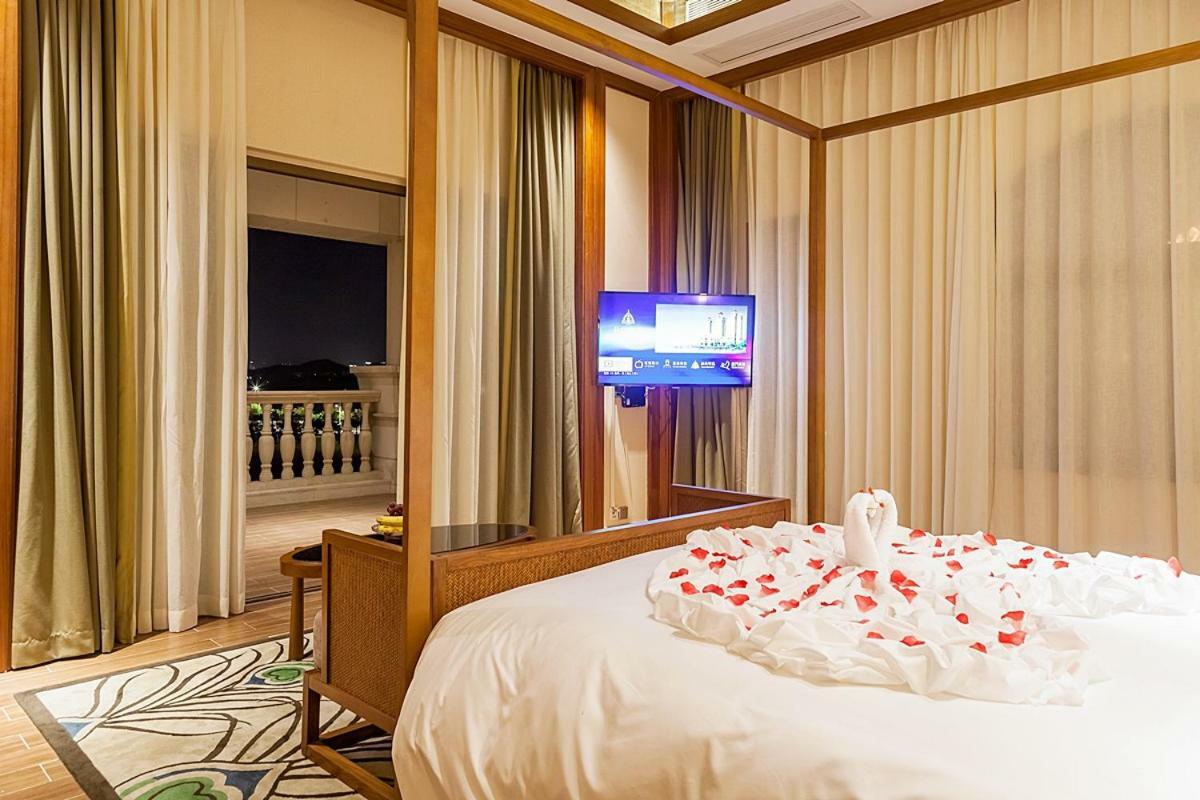 Royal Seaside Hotel And Hot Springs Xiamen Bagian luar foto